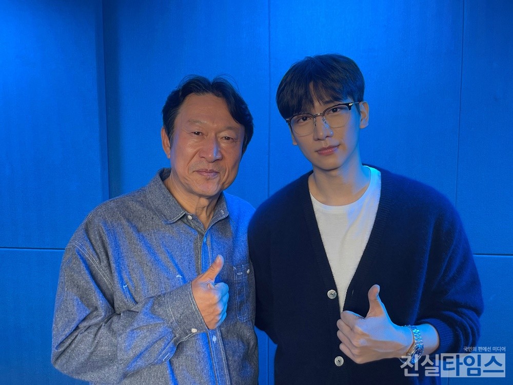 김응수&한상혁 인증샷 [젤리피쉬 엔터테인먼트 제공]