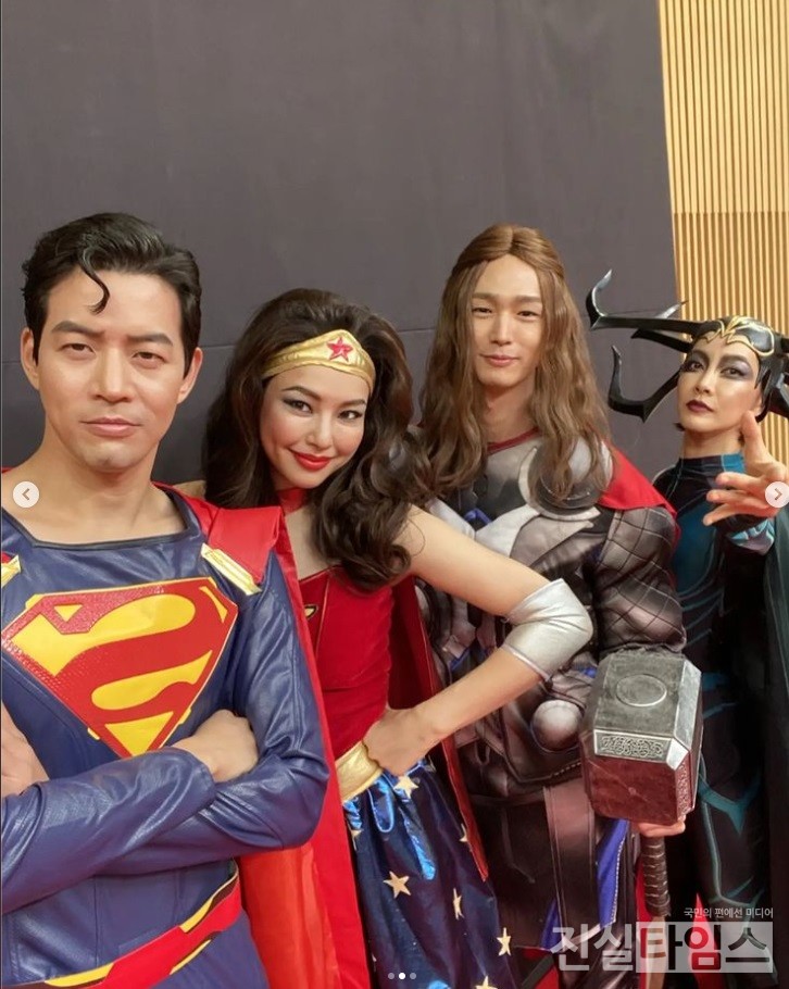 이상윤(좌), 이하늬, 이원근, 진서연 [이하늬 인스타그램 캡처 재판매 및 DB 금지]