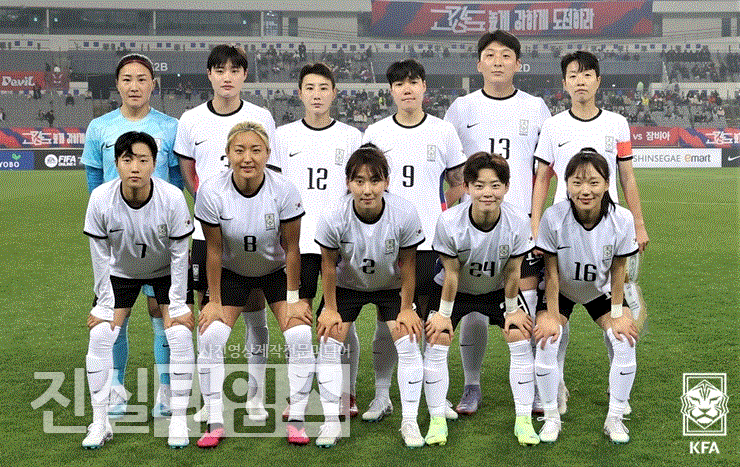 지난 4월 잠비아와의 경기 당시 선발 출장했던 뎌자 축구대표팀 선수단의 모습 [대한축구협회 제공 재판매 및 DB 금지] 