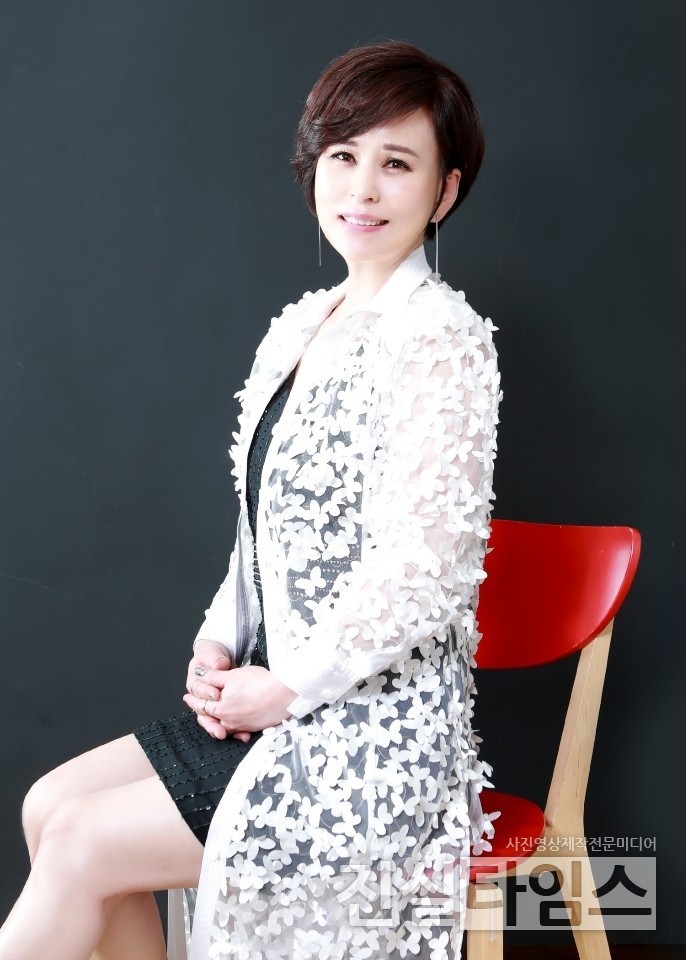 가수 이수정 [(주)채널넘버식스 제공 재판매 및 DB 금지]