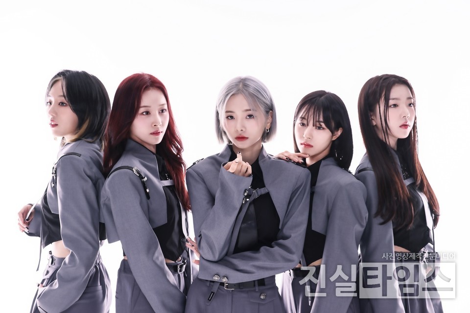 걸그룹 퀸즈아이(Queenz Eye) [빅마운틴엔터테인먼트 제공 재판매 및 DB 금지]