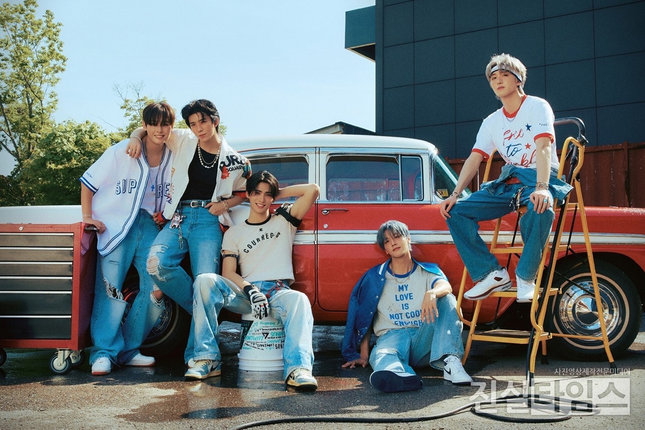 그룹 SF9(에스에프나인) [FNC엔터테인먼트 제공 재판매 및 DB 금지]