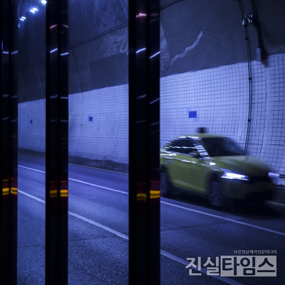 싱어송라이터 신여름 [JMG(로칼하이레코즈) 제공 재판매 및 DB 금지]