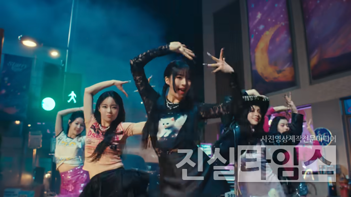 피프티 피프티 [어트랙트 제공 재판매 및 DB 금지]